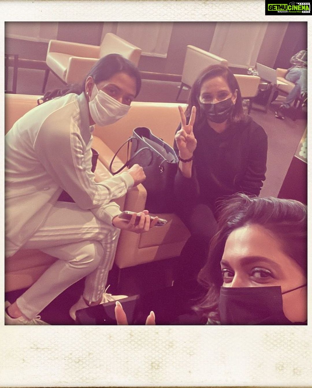 Deepika Padukone Instagram - Venice Photo Dump