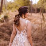 Dhanya Balakrishna Instagram - Hosting Sun Tv awards! ☀️❤️🤩 Outfit: @sidneysladen Photography: @crearebyps @parvathamsuhasphotography Makeup: @salomirdiamond Hair: @raisedbrowsbybhavani