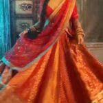 Dhivyadharshini Instagram - Might delete later This because i love this song and look by @raji_designer , shot by @ganesh_toasty , make up by @makeupibrahim hair by my favs @saravananhairstylist & @hairstylists_vijayraghavan #ddreels #ddneelakandan #fashion #lehenga #radhakrishna series #redlehenga