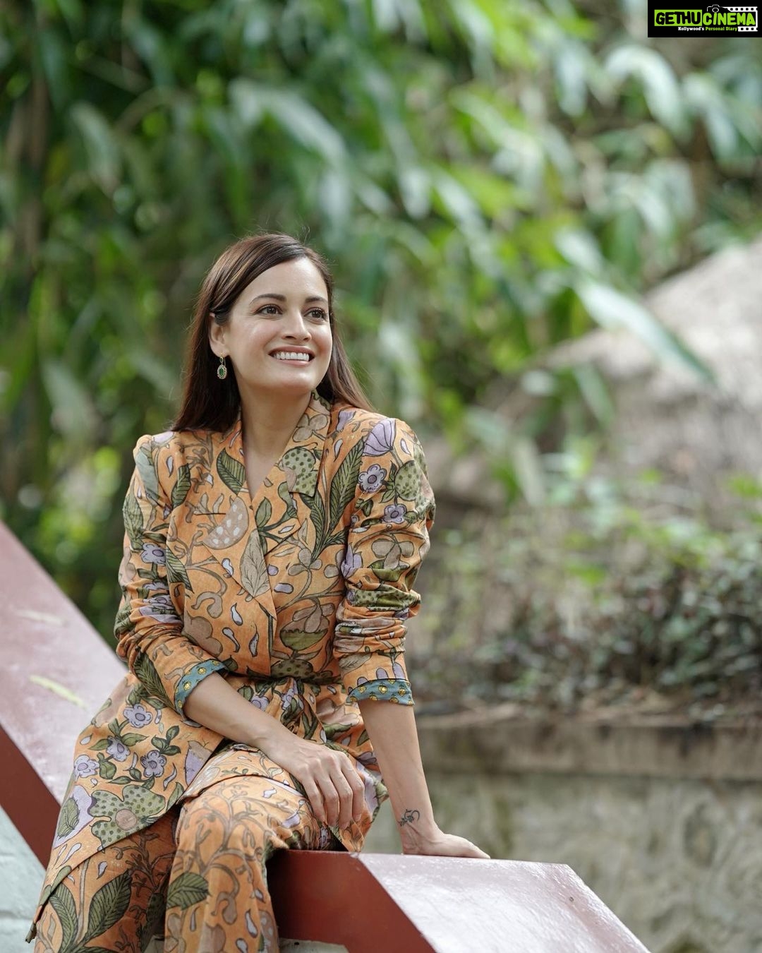 Dia Mirza Instagram - The wild always makes me smile 💚🐯🐘🌳 we chose this beautiful handcrafted creation to wear for our meeting of CEO’s for this years @wildlifetrustofindia #ClubNature. Thank you @ekastories.store for this outfit. Styled by @theiatekchandaney Assisted by @jia.chauhan Photo’s by @tony_samoth Location @spicevillage_cghearth #SustainableFashion #SlowFashion #SDGs #GlobalGoals #MadeInIndia Periyar, Thekkady