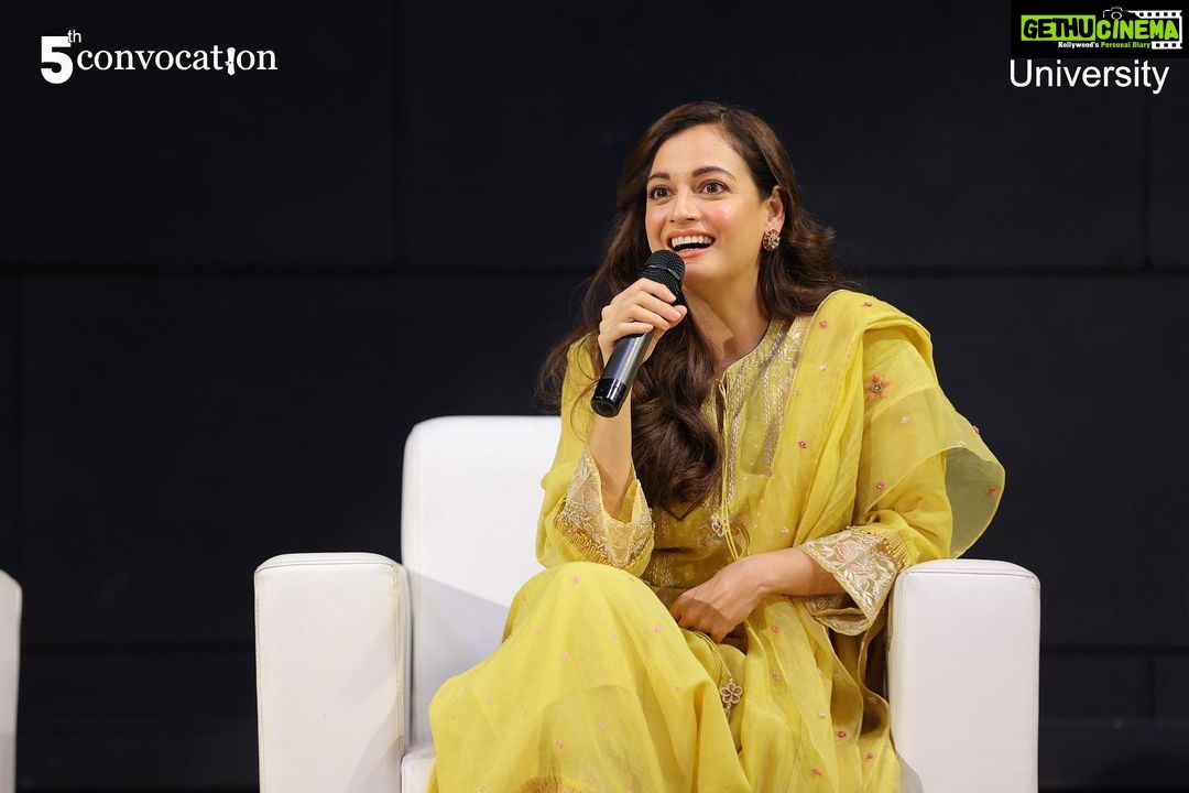 Dia Mirza Instagram - It only takes one โDiaโ to light up an entire room!๐๐ธ Sharing with you a few glimpses from our recently organized PU Talks edition with the guest speaker, Ms. Dia Mirza. From being a phenomenal actress to an active advocate for the environment as well as human rights, Ms. Dia Mirza has done it all with great poise. The PU Talks session consisted of an interactive Q & A segment where our students had the opportunity to discuss important issues and their solutions with the guest. A few students even came up with handmade gifts, art, and self-written poems for her. She then ended the session with an appeal to the youth about being more aware of the importance of environmental conservation. It was filled with love, laughter, learning, and some tears of joy with the big-hearted diva, Dia!โค #diamirza #5thPUConvocation #paruluniversity #PUTalks Vadodara, Gujarat, India