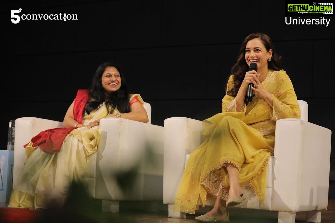 Dia Mirza Instagram - It only takes one โDiaโ to light up an entire room!๐๐ธ Sharing with you a few glimpses from our recently organized PU Talks edition with the guest speaker, Ms. Dia Mirza. From being a phenomenal actress to an active advocate for the environment as well as human rights, Ms. Dia Mirza has done it all with great poise. The PU Talks session consisted of an interactive Q & A segment where our students had the opportunity to discuss important issues and their solutions with the guest. A few students even came up with handmade gifts, art, and self-written poems for her. She then ended the session with an appeal to the youth about being more aware of the importance of environmental conservation. It was filled with love, laughter, learning, and some tears of joy with the big-hearted diva, Dia!โค #diamirza #5thPUConvocation #paruluniversity #PUTalks Vadodara, Gujarat, India