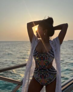 Divya Bharathi Instagram - All you need is love and sunsets🌤

Pc @oasiaugustina94 😘

@pickyourtrail @cocogirimaldives

#Pickyourtrail #UnwrapTheWorld #LetsPYT #CocogiriMaldives #Cocogiri #Maldives