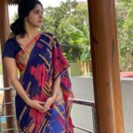 Divya Bharathi Instagram – A saree and a bun >>>>>> everything else!