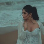 Divya Bharathi Instagram - 🕊🦋🕊 COSTUME @damanz.designs STYLING @styled_by_arundev Photography @frames_by_nithin MUA @shibin4865 Ornaments @touchwood__store Studio @elementsoneastcoast
