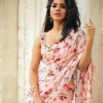 Divya Bharathi Instagram - Happppyyyy 2022✨ Costume @devraagh Styling @styled_by_arundev Shot by frames_by_nithin MUA @shibin4865 Accessories @touchwood__store Studio @elementsoneastcoast
