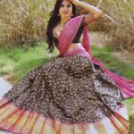 Divya Bharathi Instagram - Flaunting my Indian-ness..... COSTUME @devraagh STYLING @styled_by_arundev Photography @frames_by_nithin MUA @shibin4865 Ornaments @abharanashaala Studio @elementsoneastcoast