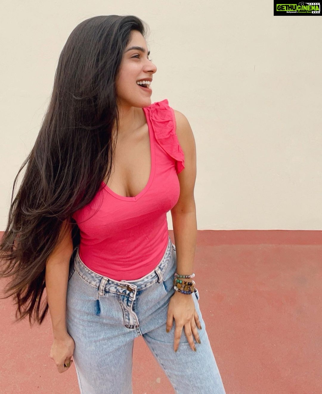 Divya Bharathi Instagram - There’s so much power in choosing yourself.