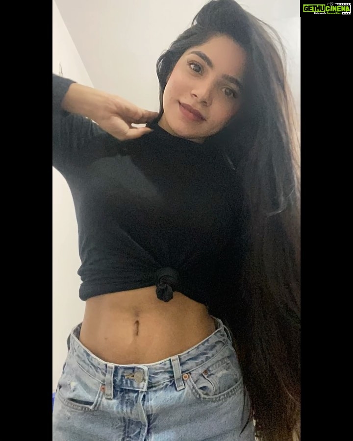 Divya Bharathi Instagram - Guess I will turn into a rapunzel by the end of this lockdown😉