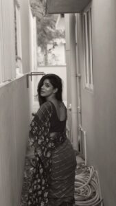 Divya Bharathi Instagram - Take me back to 1990’s🤎