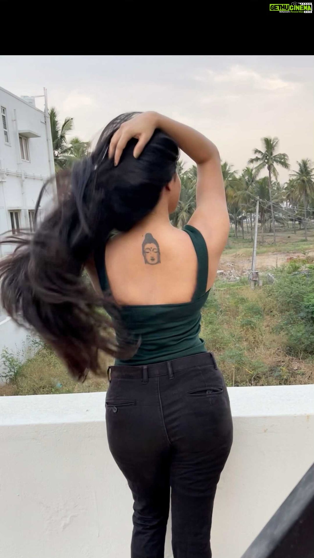 Divya Bharathi Instagram - No titles, just vibes🧚🏻♂️