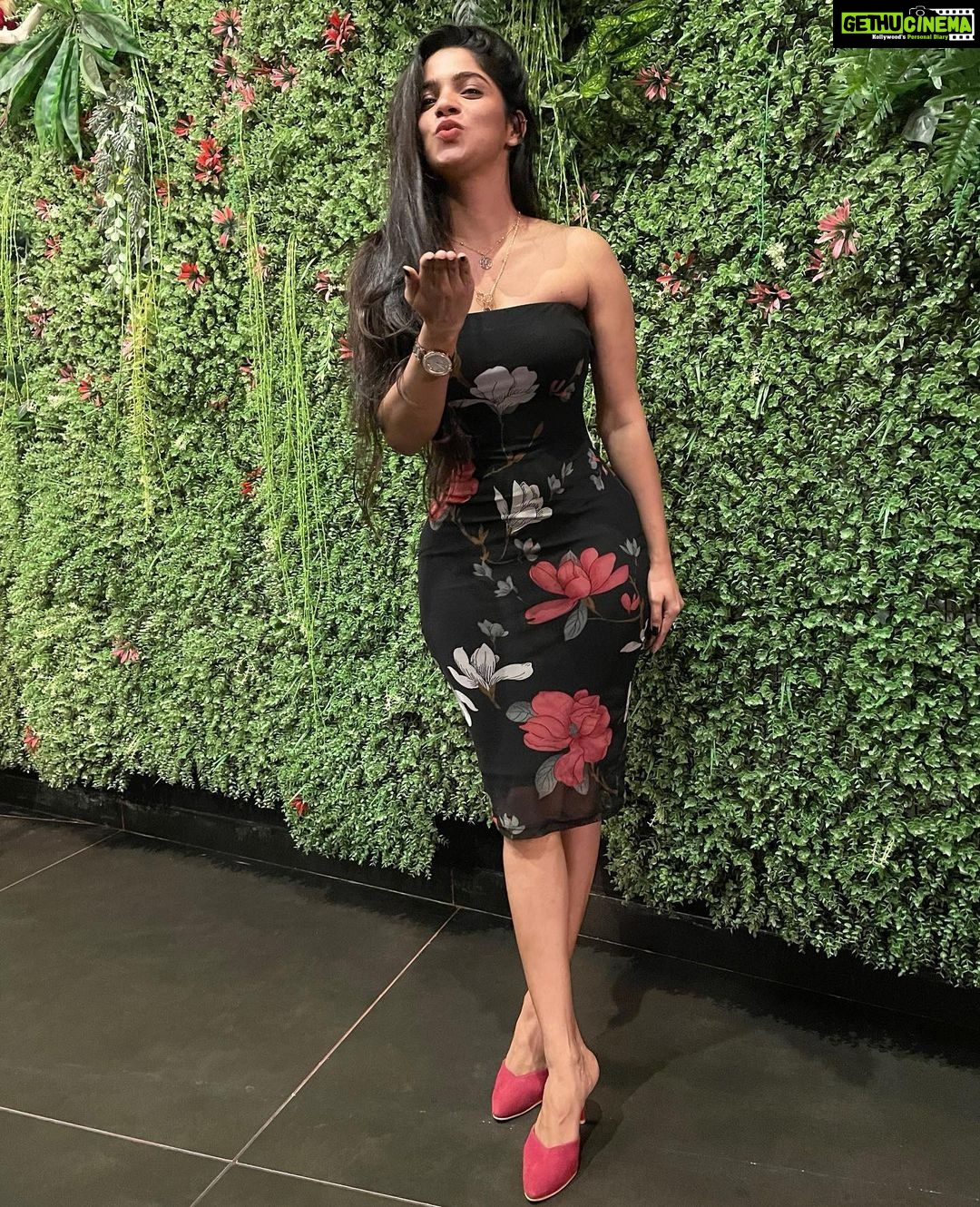 Divya Bharathi Instagram - You guys are my love🥰 Happy Valentine’s everyone❤️