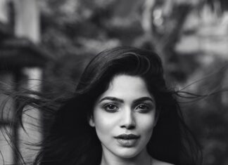 Divya Bharathi Instagram - 🌻🌻