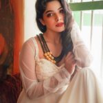 Divya Bharathi Instagram - 🕊🍃