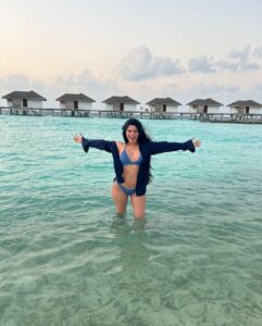 Divya Bharathi Instagram - Sun, sky, sea….in the mood of maldiveees🌊🏝🦈