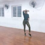 Divya Bharathi Instagram - From the #archives😉 Kudos to @arnold.charles for making me realize that even I can move to the rhythm. Ps. Ignore the dirty mirror🙈