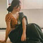 Divya Bharathi Instagram – 📿📿
