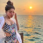 Divya Bharathi Instagram – All you need is love and sunsets🌤

Pc @oasiaugustina94 😘

@pickyourtrail @cocogirimaldives

#Pickyourtrail #UnwrapTheWorld #LetsPYT #CocogiriMaldives #Cocogiri #Maldives
