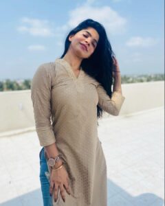 Divya Bharathi Instagram - Sky & Me ⛅️