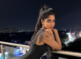 Divya Bharathi Instagram - Every once in a while, in the middle of an ordinary life, love gives us a fairytale❣️ HMU @vijiknr Earring @bronzerbridaljewellery Ring @fineshinejewels