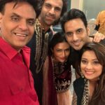 Divyanka Tripathi Instagram – Iftaari at Sandii’s