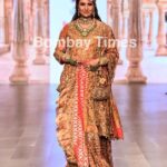 Divyanka Tripathi Instagram - Repost• @bombaytimes Mesmerising look of Divyanka Tripathi at the Day 1 of Bombay Times Fashion Week 2022 @divyankatripathidahiya #divyankatripathi #bt #btfw #bombaytimes #btfw2022 #divyanka