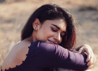 Dushara Vijayan Instagram - Shot by : @anitakamaraj Saree : @studio_thari Assistance : @blessymakeupandhair Chennai, India