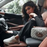 Dushara Vijayan Instagram - Just Gucci things! . . . Shot by : @raazphotography Hair stylist : @puii_c_ammy Bag and shoes : @gucci Chennai, India