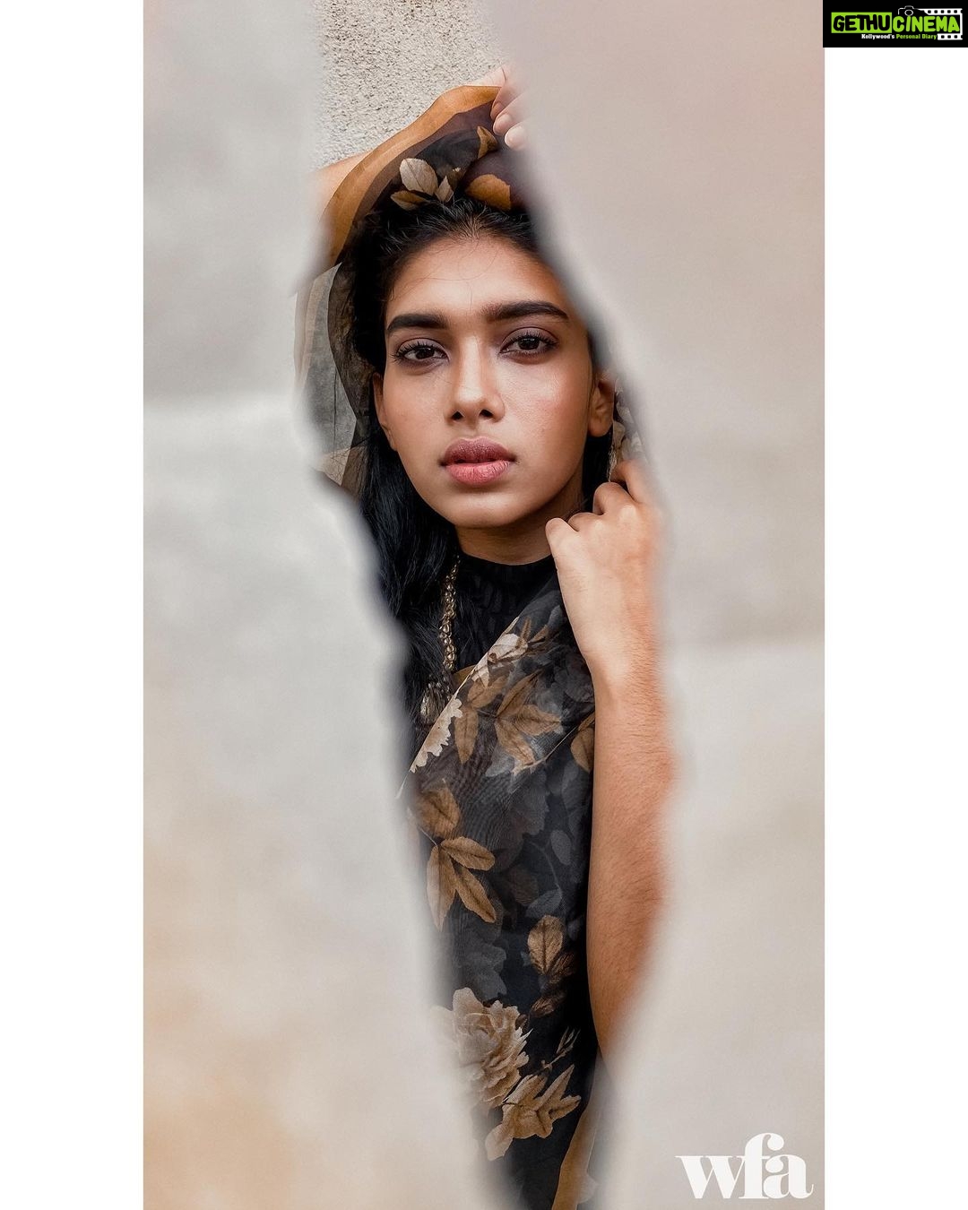 Dushara Vijayan Instagram - I have not been a huge fan of FaceTime shoots in the recent days,as I have always been particular about the quality of the picture! On the first hand,I sincerely apologise to everyone who approached me for the same as I turned it down! But,you guys know right all of a sudden we wake up and end up doing something what we love no matter what stops us,this series was one such sudden thought! @srinithiravi ,a very good friend of mine and the founder of @theamethyststore ,put this thought into my head and I couldn’t resist shooting as I was always in my pj’s ,straight for a month,I definitely needed some change and I was game! Now,it’s time we thought about someone who would step out of their comfort zone and help us with the shots and framing and that’s when ,a very dear friend of mine @waseemfahmed ,founder of @made.in.mono @who.is.wfa ,got on board! I have always been a fan of his work and thought we would pull this together without any compromise!!!! This shoot was so much of a team work and I’m extremely thankful to everyone who spent so much time helping me out with this! I must also thank Mr.Arun ,Mr.Mahendran and everyone from sriniti’s family for helping us through out the shoot! Anything is possible with such brilliant people supporting you! This was a very beautiful experience! (We totally followed all the safety measures during this shoot) Stay safe guys! . . . Shot by : @waseemfahmed @who.is.wfa @made.in.mono Jewellery: @theamethyststore Styling : @dushara_vijayan Dindigul, Tamil Nadu