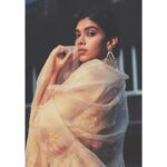 Dushara Vijayan Instagram - Shot by : @hakunamatata_sai Styling : @designbyblueprint @blueprint_by_navya_divya Hair : @puii_c_ammy Outfit : @nangaliaruchira Accessories : @zevar_geeta www.dusharaofficial.com #dusharaofficial #actor #actress #model #indianmodel #indianactor #indianactress #fashion #design #photoshoot #indian #southindian #stylist #makeup #artist #fashionmodel #style #modeling Chennai, India