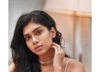 Dushara Vijayan Instagram - Shot by : @karthiksippy Outfit : @bandananarulaofficial Styling : @dushara_vijayan Makeup : @thewhimsicalbrushe Hair : @puii_c_ammy Accessories : @rimliboutique Location : @fikachennai www.dusharaofficial.com #dusharaofficial #actor #actress #model #indianmodel #indianactor #indianactress #fashion #design #photoshoot #indian #southindian #stylist #makeup #artist #fashionmodel #style #modeling Fika Chennai