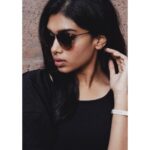 Dushara Vijayan Instagram - Shot by : @kris_clicker Outfit : @zara Shades : @fossil Watch : @danielwellington Styling : @dushara_vijayan Hair : @essensualsrapuram . . . . www.dusharaofficial.com #dusharaofficial #actor #actress #model #indianmodel #indianactor #indianactress #fashion #design #photoshoot #indian #southindian #stylist #makeup #artist #fashionmodel #style #modeling Rani Meyyamai Towers