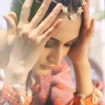 Erica Fernandes Instagram - Today is orange day 🧡 Outfit @monkandmei Shoes @fleurfusion #reelfeelit #fashionreel #indianfashion #fashion #indianwear #indianwedding #ethnicwear #india #onlineshopping #instafashion #fashionblogger #style #indian #traditional #sarees #mumbai #indianfashionblogger #bollywood #ootd #designer #love #partywear #instagood #ethnic #instagram