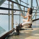 Erica Fernandes Instagram - A good morning stretch is very vital, and as you can see I am learning from the best 😉 #ringedtailedlemur The Green Planet Dubai