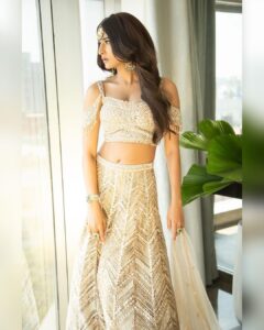 Erica Fernandes Instagram - On the cover of @fablookmagazine Co founder @ankkit.chadha2222 Styled by @milliarora7777 Assisted by @mitushigupta Wearing @bareandblur Jewels @chhaganlal.jewellers Mua @dishisanghvii Hair @sunny_hairr Shot by @tanmaymainkarstudio Location @radissonblumumbaiairport Radisson Blu Mumbai International Airport