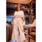 Eshanya Maheshwari Instagram – “Sawn of beauty, Sawn of grace
A queen among her ancient Race.”

Outfit by @atticsalt___ 🤍🦢

#white #ootd #fashion  #styleblogger #esshanyamaheshwari #esshanya Delhi, India