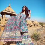 Eshanya Maheshwari Instagram - Soo much of who we are is where We have been…. 💛 #hometown #jaisalmer #goldencity #travel #travelblogger #wanderlust #esshanyamaheshwari #esshanya Outfit by @aachho 💙 Jaisalmer