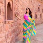 Eshanya Maheshwari Instagram - 💖✨🌸 Saree by @aachho #esshanyamaheshwari #esshanya #saree #sareelove #kesariya