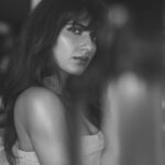 Fatima Sana Shaikh Instagram - Fringe only looks good in pictures. 🥸 Photography: @tejasnerurkarr Styled by @mohitrai with @shubhi.kumar @teammrstyles Jewels: @karishma.joolry Heels: @stevemadden H&M: @hairgaragebynatasha