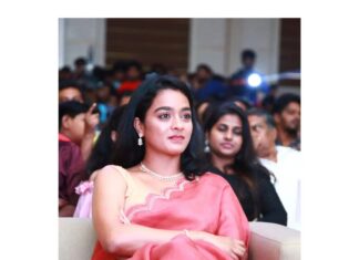 Gayathrie Instagram - For #maamanithan audio launch, Styled by @navadevi.rajkumar Saree - @urbandoe19 Makeup by @makeupartistrybykavithasekar Hair @inscapesalon