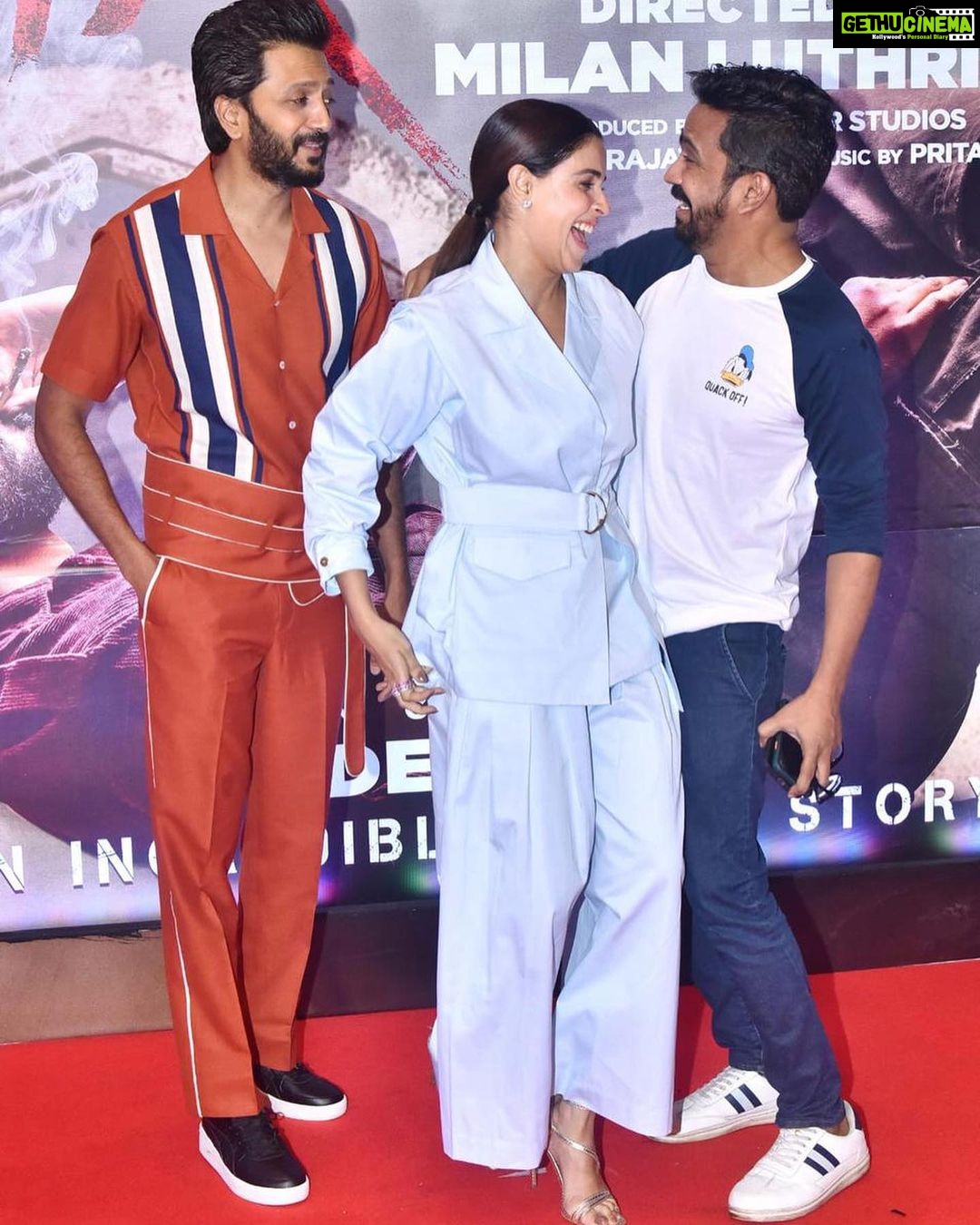 Genelia D'Souza Instagram - My Dearest Darling Mushtaq Very few times in life one finds a forever friend Someone who changes your life by just being in it.someone who convinces you, that there truly is an unlocked door just waiting for you to open it.That if you turn and walk away,your forever friend will follow you and if you loose your way your forever friend will guide you and show you your path.. And if at all you are lucky to find this forever friend, you know your world is complete but moreover you also know that forever has no end.. Happy Birthday Mushtaq Thank You for being my Forever friend 💚 @mushtaqshiekh