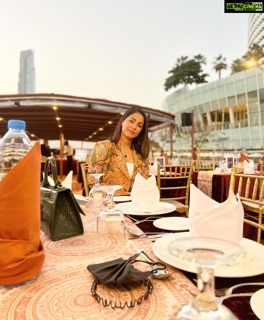 Hina Khan Instagram - Cruising does the Soul good.. Sunsets, Open air, Amazing dinner and much much more.. 🧿