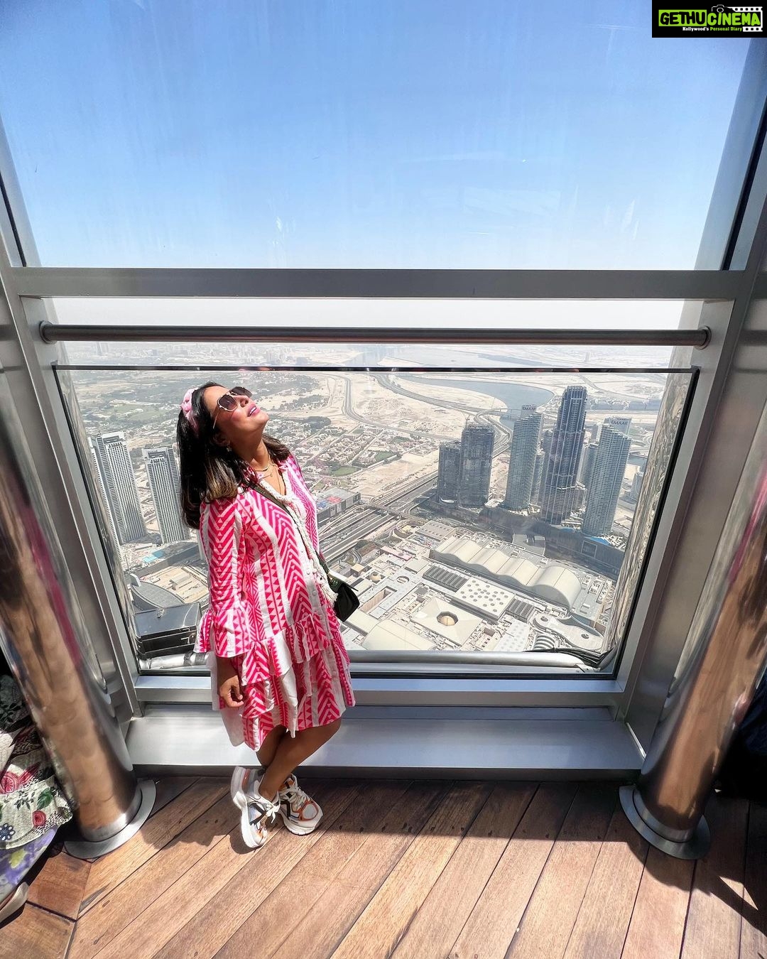 Hina Khan Instagram - Jee karda diladoon tenu Burj Khalifa.. 😜🤓🤩🧿🧿🧿