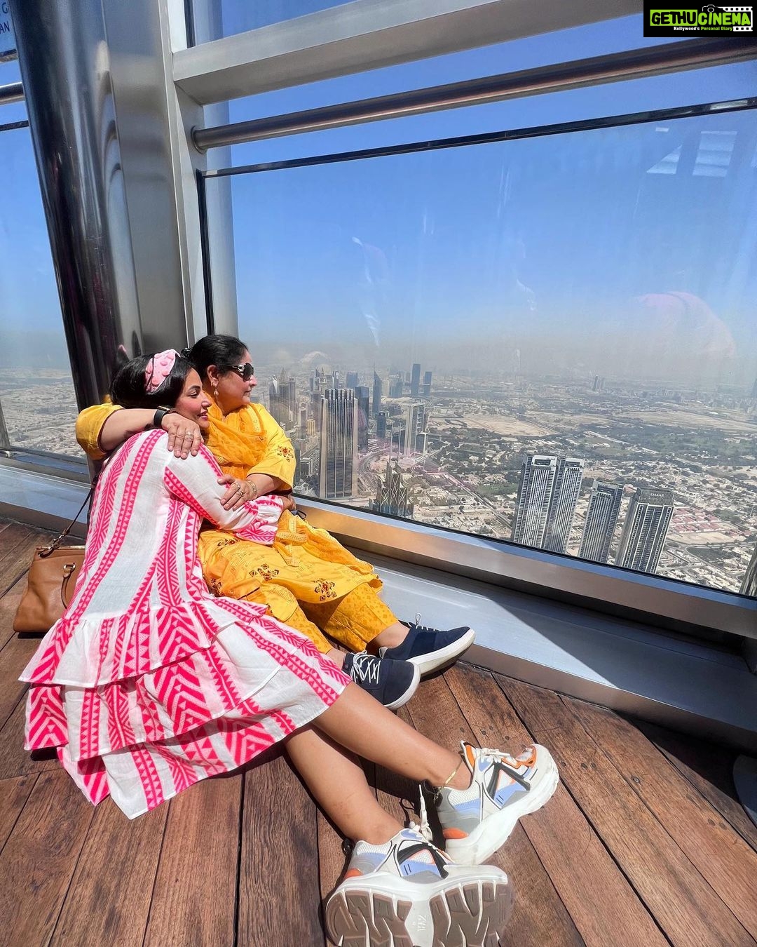 Hina Khan Instagram - Jee karda diladoon tenu Burj Khalifa.. 😜🤓🤩🧿🧿🧿