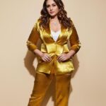 Huma Qureshi Instagram - Star Dust-ed?🌟 Or Sun Kissed ?? ☀️ Suit - @puneetkapoorlabel Jewellery- @blingsutra Shoes - @stellamccartney Makeup - @krisann.figueiredo.mua Hair - @rakshandairanimakeupandhair Styled by - @who_wore_what_when Photography- @khushghulati