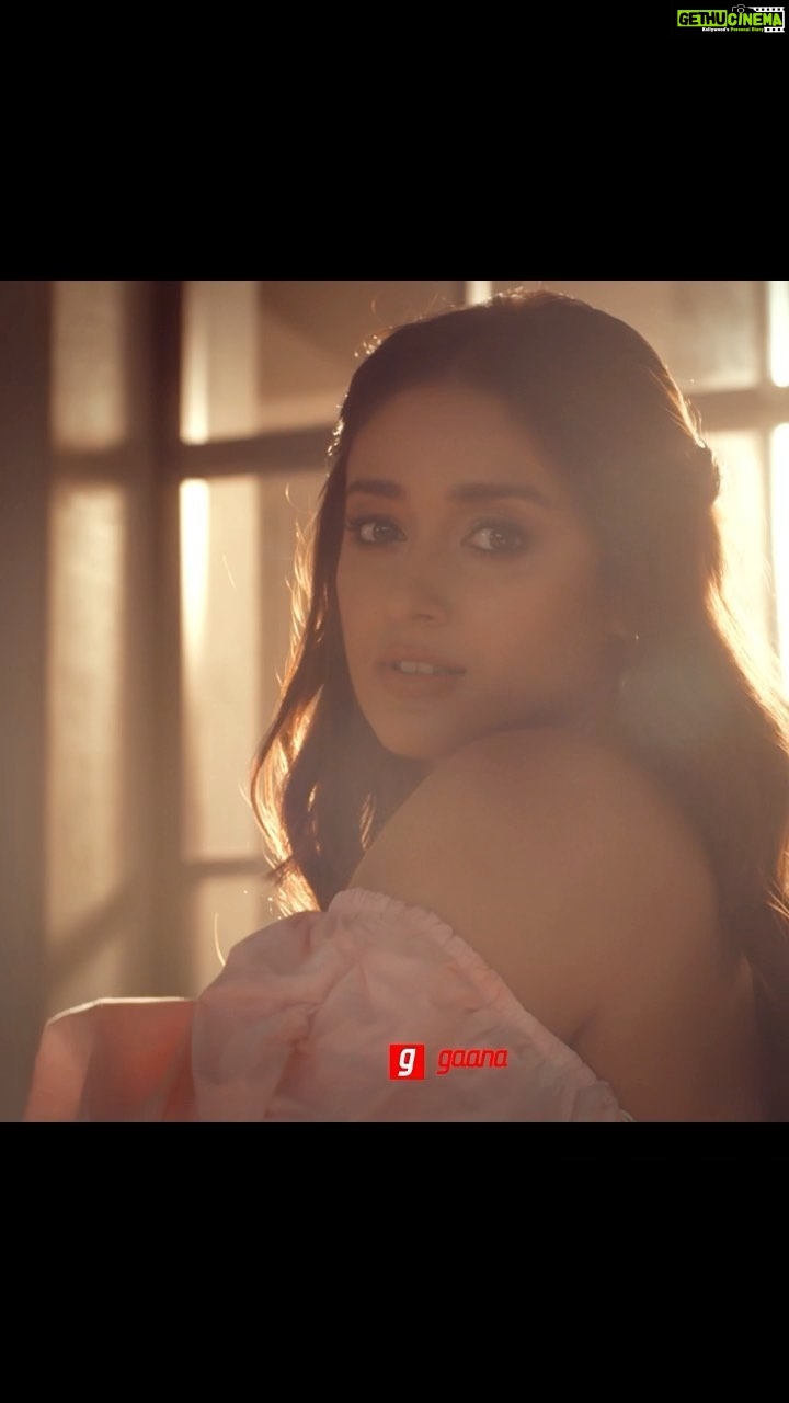 Ileana D'Cruz Instagram - Ooo Ooo with @ileana_official @nikitamhaisalkar @theiaso_official @stylejunkiie @saintgworld @clovia_fashions @zara Asst by @saumya_santosh @shreyagupta_6 Hmu @sheetal_f_khan @divyachablani15