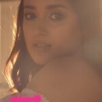 Ileana D’Cruz Instagram – Current mood: 🫠🥰

#OooOoo releasing tomorrow on @hitz.music.official 

@qaranx @vinod.bhanushali @sid.patole @viditchitroda @avinash.jai.singh @clovia_fashions

@sanamratansi @divyachablani15 @sheetal_f_khan @shreyagupta_6 ✨