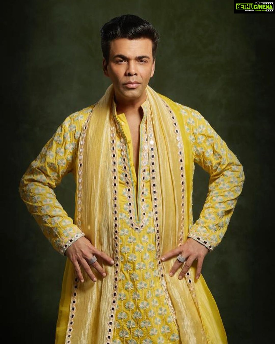 Karan Johar Instagram - Shaadi Tayaar … dil me bahut saara pyaar … dhal gayee jawaani … but mid life crisis hai to pehen liya Manish Malhotra ki sheravani! Chand Jaisi Alia Raaja humare RK! Rab ne bana di jodi woh bhi saj dhaj ke! Styled by @ekalakhani hair @darshanyewalekar make up @paresh_kalgutkar 📷 @maajidkhan88 managed by @len5bm in @manishmalhotra05