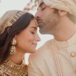 Karan Johar Instagram - It’s days like this that we live for …where there is the most beautiful blend of family, love and absolute emotion….. overwhelmed and so full of love in my heart… my darling @aliaabhatt this is such a beautiful life step and my love and blessings go with you everywhere … Ranbir ! I love you… now and forever!You are now my son in law😂❤️❤️❤️…badhai ho and here’s to decades of ख़ुशियाँ