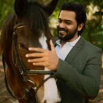 Karthi Instagram - I have forever been fascinated by horses. While I learnt horse riding for #Kaashmora, I lived all that I dreamt of, during the filming of #PonniyinSelvan, as I was on horseback almost throughout the film. Can’t describe the exhilaration when you connect with the horse and it breathes and pulsates with you!